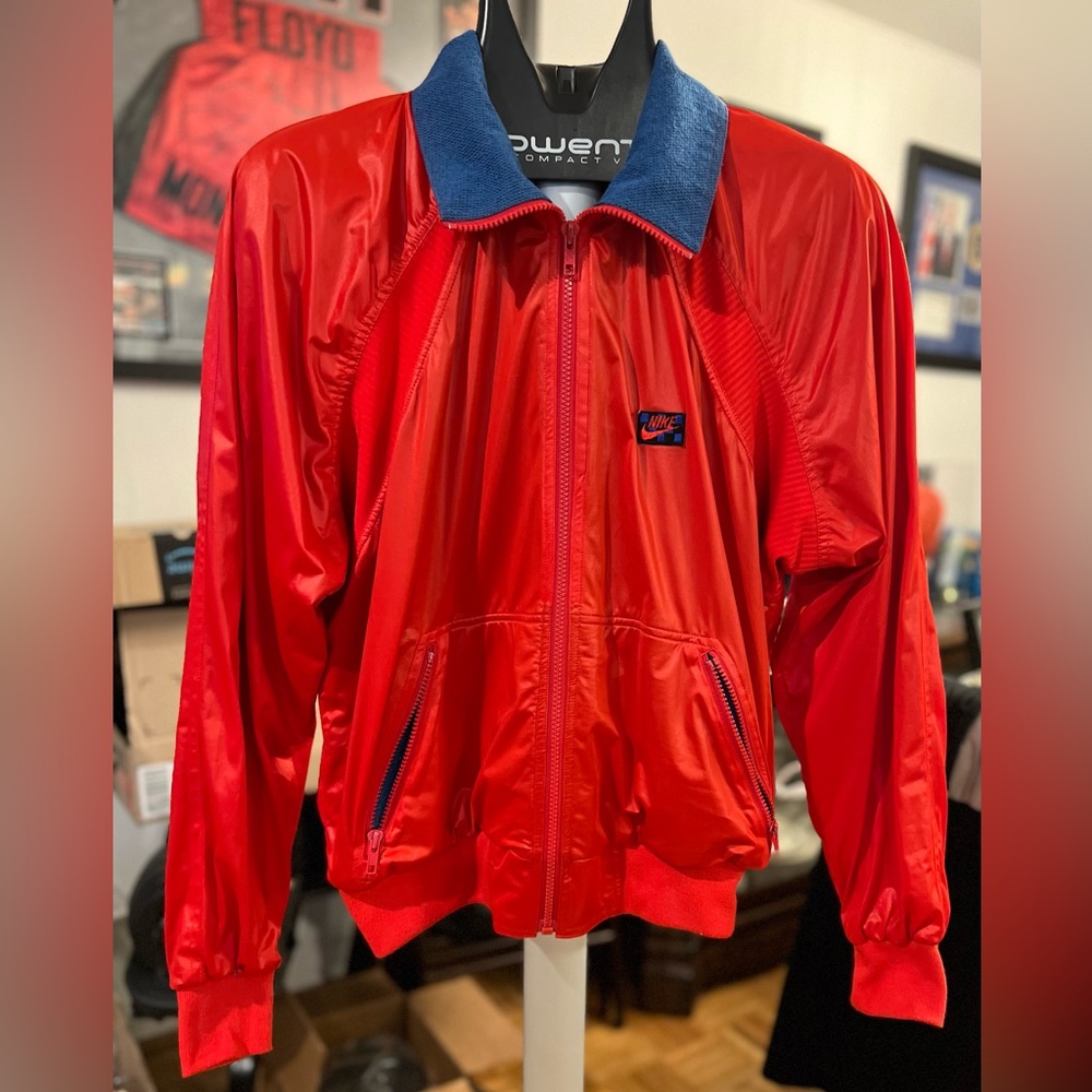 VINTAGE Nike Women’s Jacket